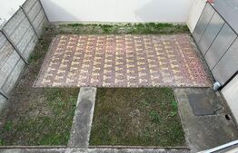 Vând Casă în Oraș cu Curte Proprie și Toate Utilitățile - zona Velența