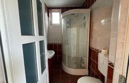 Vând Casă în Oraș cu Curte Proprie și Toate Utilitățile - zona Velența