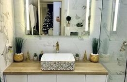 Apartament 3 camere ,Prima Universitatii, etaj 1, parcare