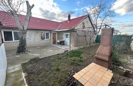 Casa cu 3 camere, 700mp, zona Episcopia Bihorului 