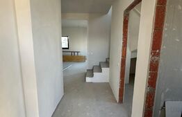 Casa duplex pe doua nivele cu suprafata utila 114mp in Santandrei