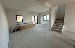 Casa duplex pe doua nivele cu suprafata utila 114mp in Santandrei