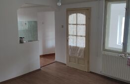 Casa la 33 km distanta fata de Oradea