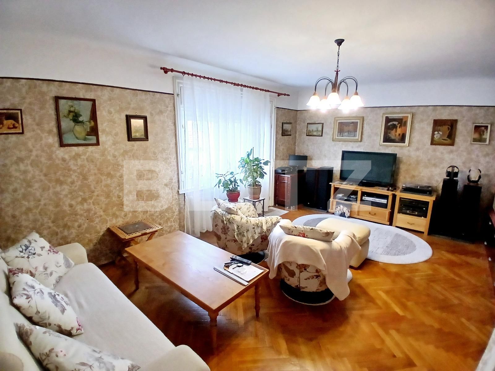 Casa de vânzare 5 camere Central - 138547CV | BLITZ Oradea | Poza1