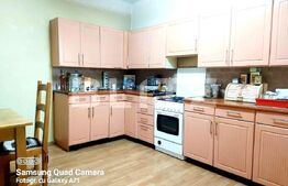 Casa in zona centrala, teren 470mp, 210utili, strada Slanicului