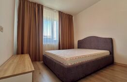 Apartament decomandat 54 mp,  cu parcare in Prima Onestilor 
