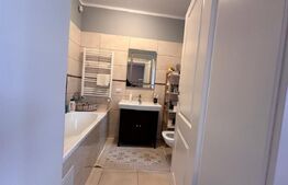 Casa de vanzare la 900 m de Spitalul Judatean