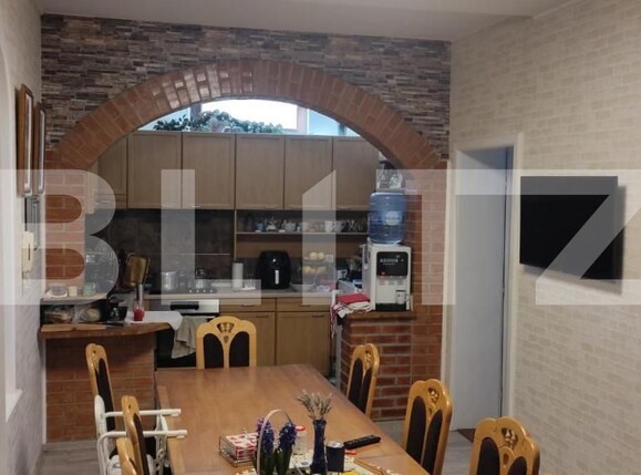 Casa de vânzare 5 camere Central - 141645CV | BLITZ Oradea | Poza4