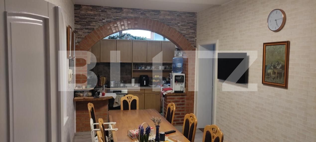 Casa de vânzare 5 camere Central - 141645CV | BLITZ Oradea | Poza4