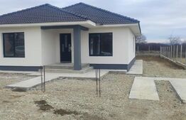 Casa moderna pe un singur nivel in Podgoria 