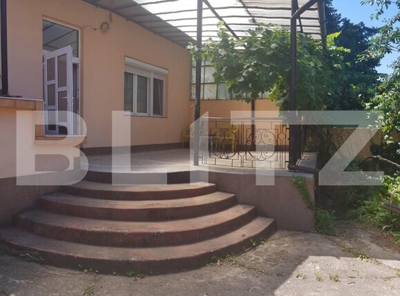 Casa de vânzare 3 camere Central - 141654CV | BLITZ Oradea | Poza1