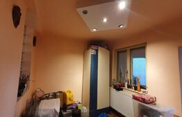 Casă renovabilă cu curte individuală, 70 mp utili, 184 mp teren, zona Cetate