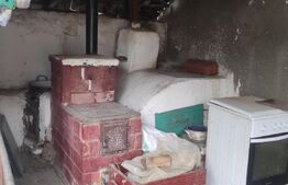 Casa de vanzare la 33 de km distanta de Oradea, amplasata pe un teren de 3000 mp