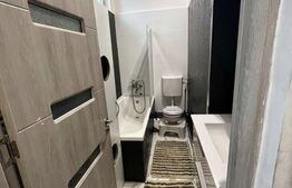 Casa la curte comuna, front stradal, 90 mp, Ultracentral