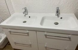 Casa de 125mp utili, teren de 700mp, in Episcopia