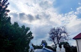 Apartament la casa, 2 camere, 85 mp, terasa 47 mp, balcon 5 mp, Ultracentral