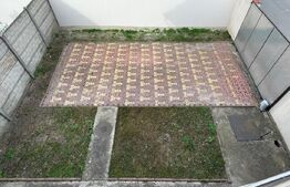 Vând Casă în Oraș cu Curte Proprie și Toate Utilitățile - zona Velența