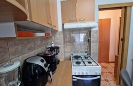 Apartament 2 camere,etaj 1, Piata Bucuresti cu boxa si parcare