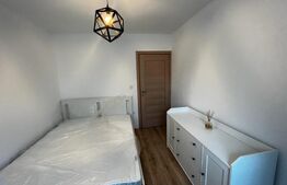 Apartament de 3 camere, decomandat, 76 mp, Central