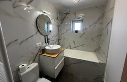 Apartament de 3 camere, decomandat, 76 mp, Central