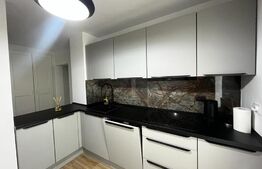 Apartament de 3 camere, decomandat, 76 mp, Central