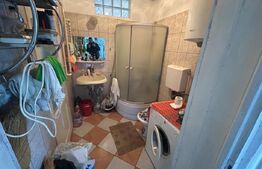 Casa cu 3 camere, 700mp, zona Episcopia Bihorului 