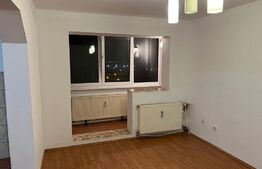 Apartament 3 camere, 70mp, decomandat, zona Nufarul