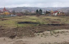 Teren Spitalul Judetean de 810 mp intravilan cu PUZ, canalizare, curent