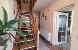 Casă de 200 mp, teren 800 mp, zona Spitalului Județean