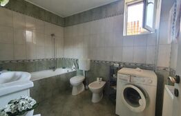 Casă de 200 mp, teren 800 mp, zona Spitalului Județean