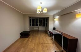 Apartament de 3 camere si 2 bai, decomandat, 75 mp, Cantemir