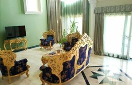 Casă de lux cu panoramă deasupra orașului