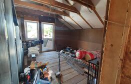 Casă de 100 mp, teren 164 mp, curte individuală, zona Plastor