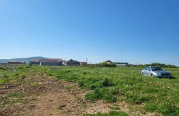 Pamant intravilan RONTAU 