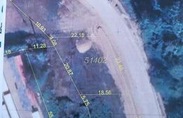 Teren 447mp, Rontau