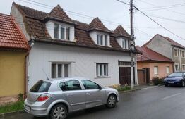 Casa familiala, 5 dormitoare, Sanmartin, central 