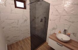 Casa cu 8  camere, 400mp, zona Samartin