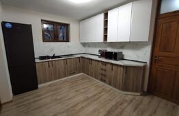 Casa cu 8  camere, 400mp, zona Samartin