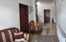 Ocazie!Pensiune Baile 1 Mai,vizavi de Complex Venus,suprafata construita 1677 mp