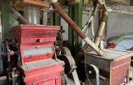 Moara de 106 mp, 6000 mp teren, in Sabolciu