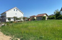 Teren intravilan de 740 mp, in Sanmartin