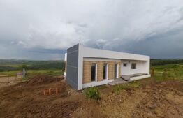 Casă nouă mediteraneană pasivă 3 camere, 105 mp utili, teren 630 mp, drum privat