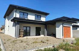 Casa de 4 camere, 300 mp, teren 850 mp, in Cihei