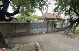 Oportunitate Teren 809mp cu Casa veche Demolabila/Renovabila