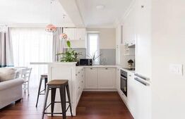 Inchiriere apartament 3 camere, central, vedere panoramica, parcare