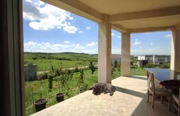 Casa superba in stil american, view asupra intregului oras, zona Paleu