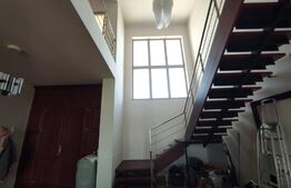 Casa superba in stil american, view asupra intregului oras, zona Paleu