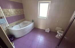 Casa Duplex, 6 camere,  Zona Iosia