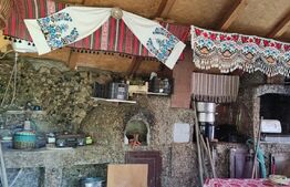 Casa renovabila situata in Sanmartin cartier Beverly Hils