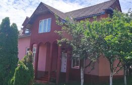 Casa renovabila situata in Sanmartin cartier Beverly Hils